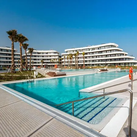 Vivi Homes - Rembrandt Pool, Sauna, Gym & Sea View 公寓 托雷莫利诺斯