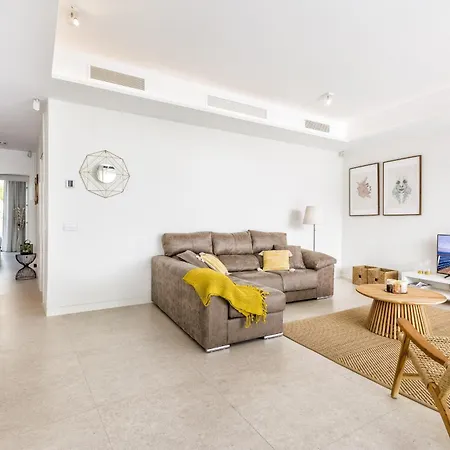 Vivi Homes - Rembrandt Pool, Sauna, Gym & Sea View 公寓 *